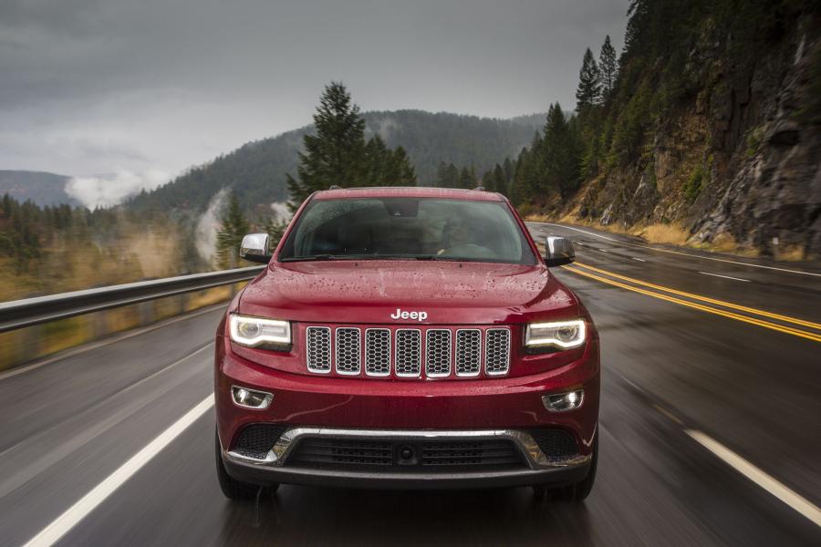  Jeep Grand Cherokee Summit 2014 года  (фото 40 из 61)